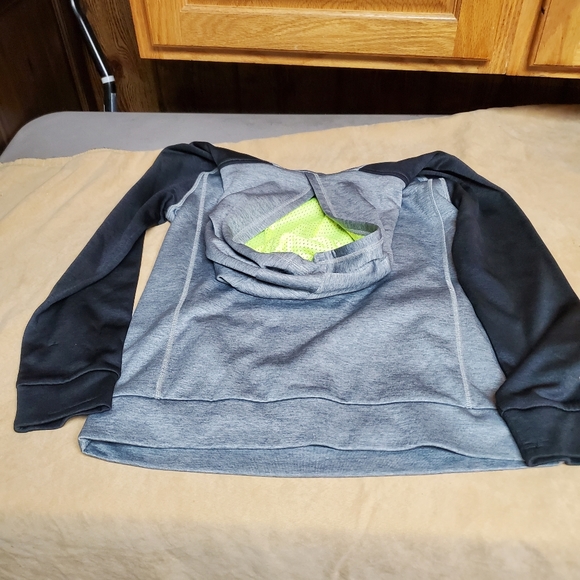 Addiads hoodie size large - Picture 3 of 3